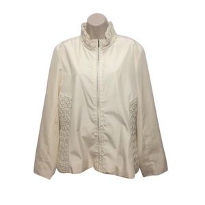 Zoe D. Cream Lightweight Jacket